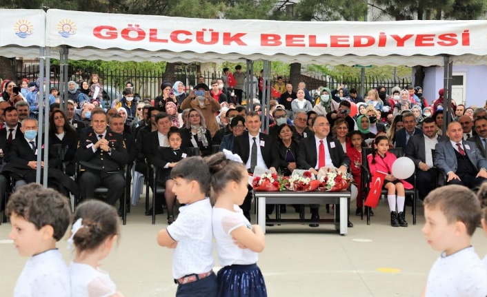 23 NİSAN COŞKUSU GÖLCÜKLÜ ÖĞRENCİLERİN GÖSTERİLERİYLE RENKLENDİ   