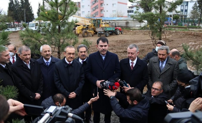 Bakan Kurum: Gebze Millet Bahçesi’ni 29 Ekim’e yetiştirmeyi hedefliyoruz