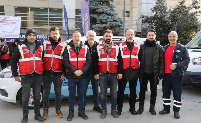 İzmit Belediyesi’nden deprem bölgesine takviye ekip!