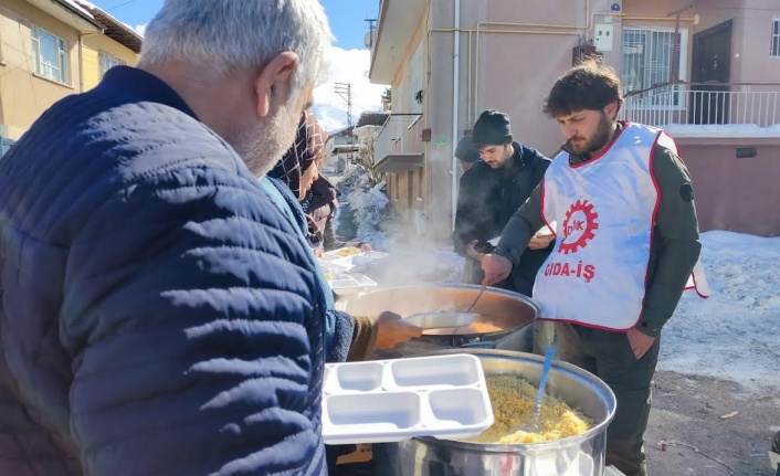 Kar ve Rant Fayı Geriye Onbinlerce Ölüm ve Yüz Binin Üzerinde Yaralı Bıraktı