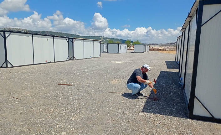 İzmit Belediyesi depremzedeler için  Konteyner Yaşam Alanı kuruyor