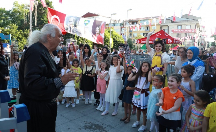 İzmit’te, çifte bayram coşkusu!