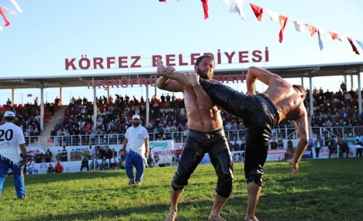 Taşköprü Yağlı Güreşleri, yağmur dolayısıyla ertelendi