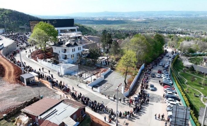 Kartepe Teleferiği, 114 bin kişiyi taşıdı.