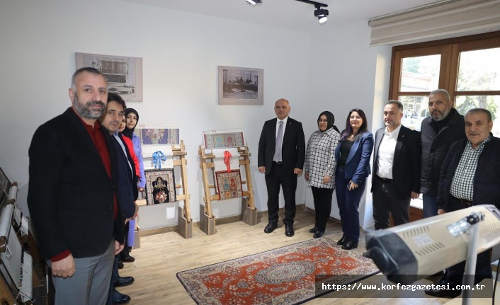 KÖRFEZ’DE KÜLTÜREL MİRAS MÜZESİ VE ÜRETİM TESİSİ'NDE İLK HALILAR DOKUNDU