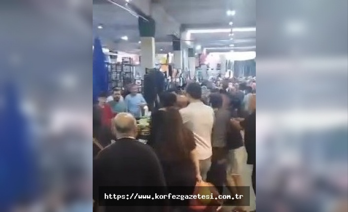 Kocaeli İzmit'te Pazarcı Esnafı Bir Vatandaşı Darp Etti
