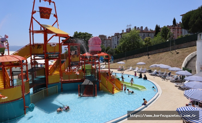İzmit Belediyesinin, Aquapark'ı Açıldı