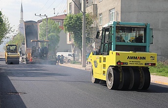 Atatürk Bulvarı’na asfalt serildi