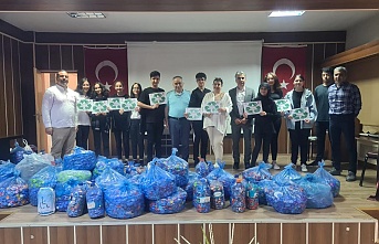 500 kilogram kapak ve plastik topladılar