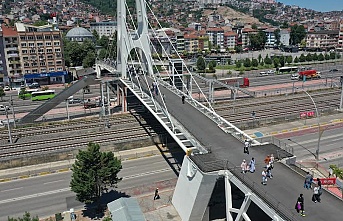 Büyükşehir aynı anda 500 noktada üstyapı çalışması yapıyor