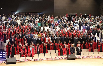 Yeni akademik yılın ilk dersini Prof. Dr. İsmail Demir verdi