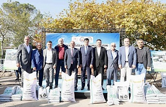 Körfezli çiftçilere 37 ton tohum dağıtıldı