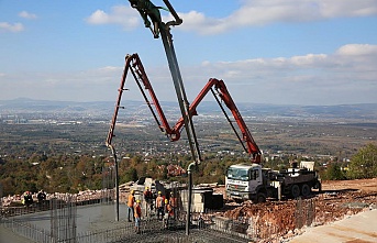 Teleferik projesinde temel betonu atıldı