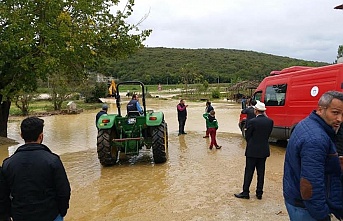 Büyükşehir’den tarlaları selden  zarar gören çiftçilere destek