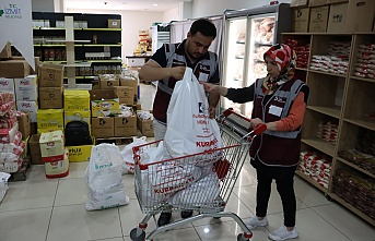 İzmit Belediyesi, bu Kurban Bayramında da ihtiyaç sahibi ailelerin yüzünü güldürdü