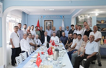 Başkan Büyükakın, Erzurum Vakfı’na konuk oldu