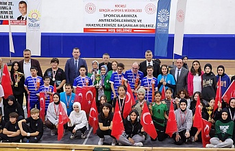 GÖLCÜK 100. YIL COŞKUSUNU 7’DEN 70’E SPORLA YAŞIYOR   