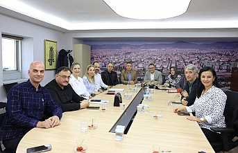 Derince Belediye Başkanı, Av. Sertif Gökçe, Telekom Yetkilileri ile Toplantı Düzenledi