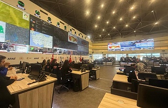 Kocaeli Büyükşehir Belediyesi'nin afet bölgelerindeki başarılı organizasyonunu takdir ediliyor