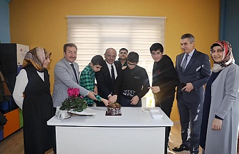 KÖRFEZ BELEDİYE BAŞKANI, SÖĞÜT, OTİZMLİ ÇOCUKLARLA BULUŞTU