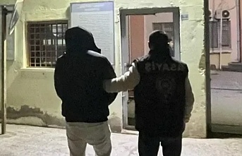 TRAFİK KAZASI SONRASI YAŞANAN KAVGADA BİR KİŞİ BIÇAKLANDI!