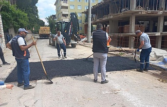 Körfez Belediyesi Yol Bakım ve Onarım Çalışmalarına Devam Ediyor
