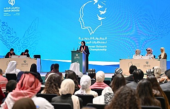 İzmit Mehmet Akif Ersoy Kız Anadolu İmam Hatip Lisesi öğrencilerinin, Uluslararası Münazara Başarısı
