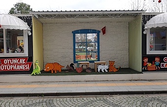 İzmit Belediyesi’nden Çocuklara Oyuncak Kütüphanesi ve Atölye Etkinlikleri