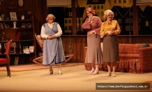 Kocaeli Şehir Tiyatroları Yeni Sezonuna Üç Jokerli Konken ile Başladı