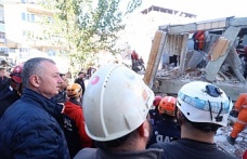 Gebze’de Bina Çöktü: Ekipler Enkaz Altındaki Vatandaşlara Ulaşmak İçin Seferber Oldu