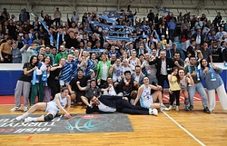İzmitli periler finalde!