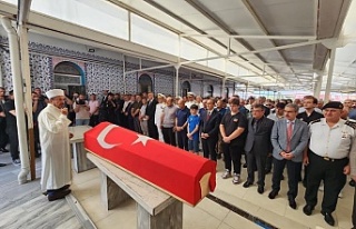 KAYMAKAM ÖZDEMİR, SON YOLCULUĞUNA GÖLCÜK’TEN...