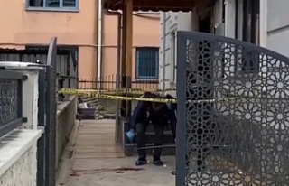 İzmit'te 4. Kattan Düşen Kadın Ağır Yaralandı