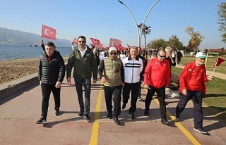 Körfez’de Cumhuriyet Temalı Sabah Yürüyüşü...