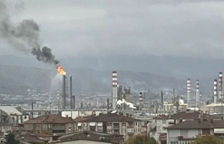 Körfez'deki TÜPRAŞ Rafineri Tesisi, Patlamasında...