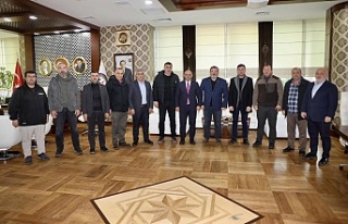 Körfez Belediye Başkanı, Şener Söğüt, Muhtarlarla,...