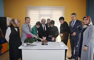 KÖRFEZ BELEDİYE BAŞKANI, SÖĞÜT, OTİZMLİ ÇOCUKLARLA...