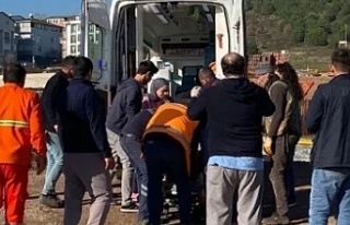 KÖRFEZ'DE, İŞÇİ ASANSÖR BOŞLUĞUNA, DÜŞTÜ!