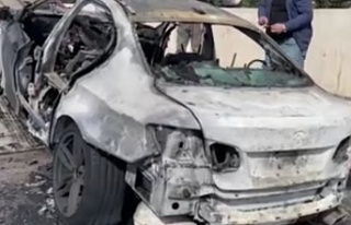 KÖRFEZ İLÇESİNDE, PARK HALİNDEKİ OTOMOBİL ALEV...