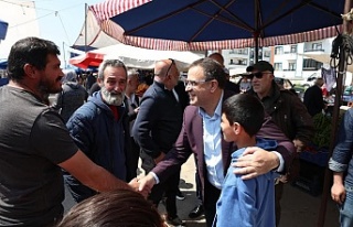 BAŞKAN SERTİF GÖKÇE, FATİH'TE PAZAR PAZARI'NDA!