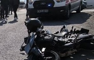 DİLOVASI'NDA MOTOSİKLET VE HAFRİYAT KAMYONU...