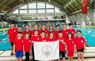 Körfezli Yüzücülerden Cumhuriyet Bayramı’na...