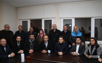 Başkan Hürriyet, Körfez Cemevi’nde  Canlarla birlikte iftar yaptı
