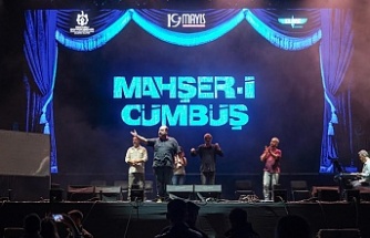 ENFEST ETKİNLİKLERİYLE GENÇLERE KAHKAHA DOLU GECE