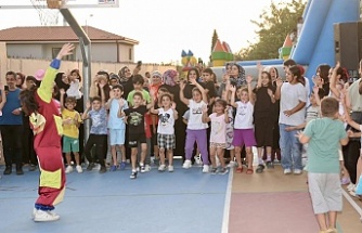 Körfez’de Mahalle Şenlikleri Miniklere Tatil Coşkusu Yaşatıyor