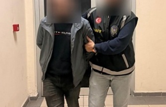 Dolandırıcılık Suçundan Aranan Şahıs İzmit’te Yakalandı