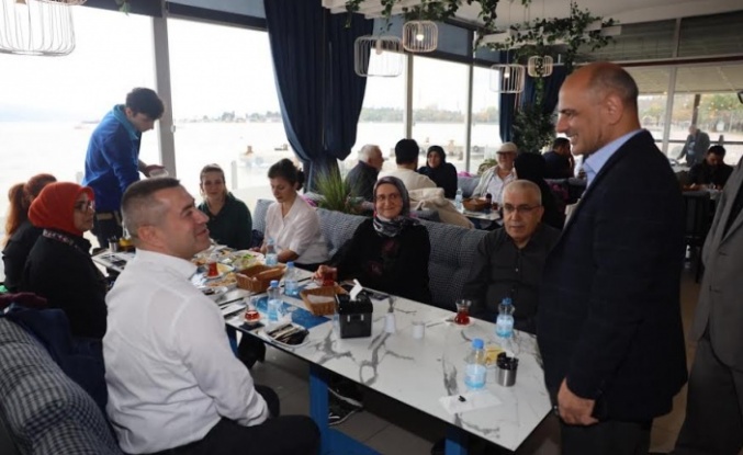 Başkan Söğüt, vatandaşlarla sürekli bir arada