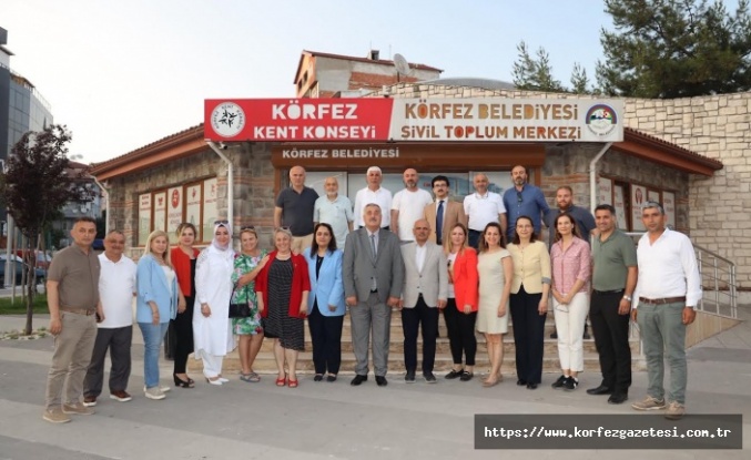 Körfez Belediye Başkanı Söğüt, Kent Konseyi Başkanını Tebrik Etti