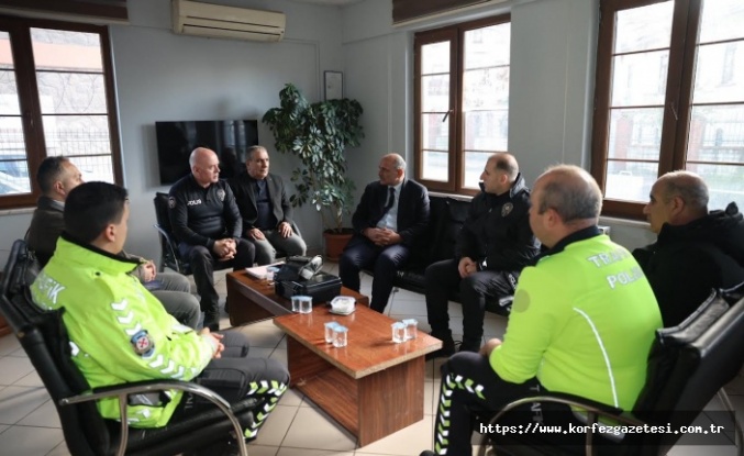 Başkan Söğüt Hereke’de Esnaf ve Polisle Buluştu