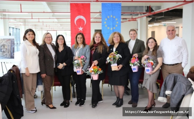 Dijital Dünyada Kadın Güvenliği Kocaeli’de Masaya Yatırıldı